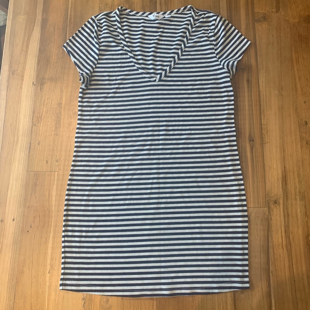 Maternity t-shirt and tank top